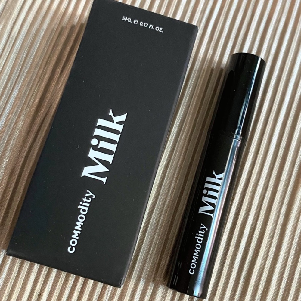 Commodity Milk Expressive 5ml travel spray